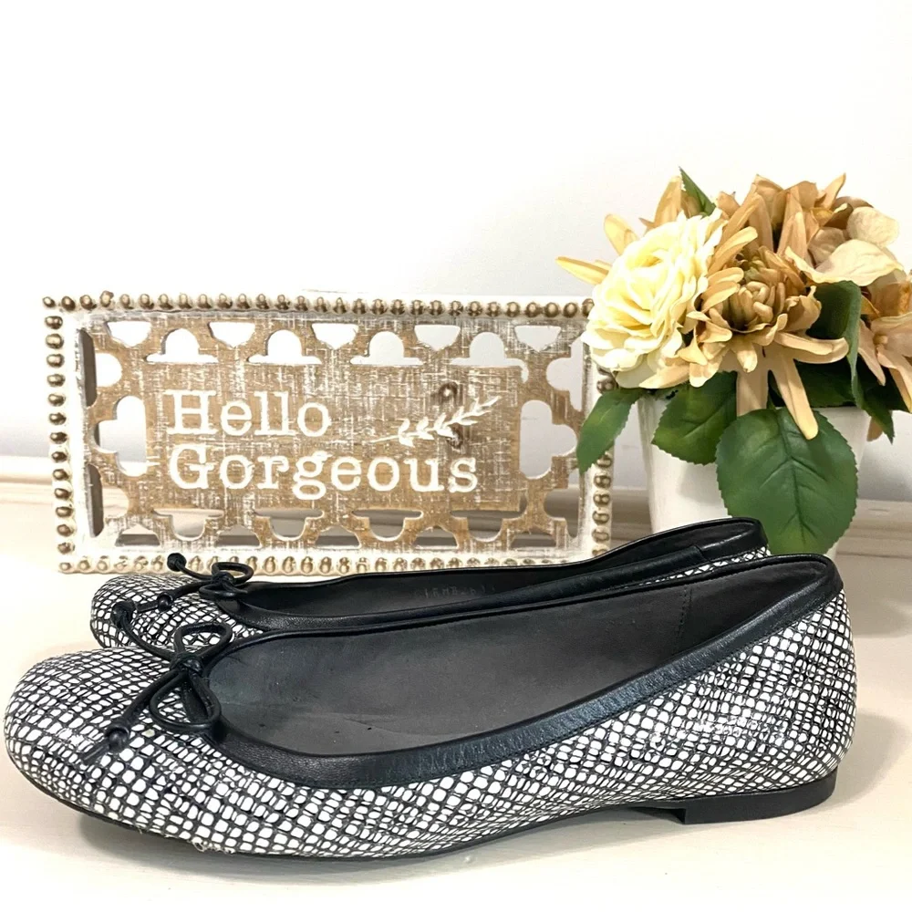 Stuart Weitzman White and Black Flats - Picture 1 of 10